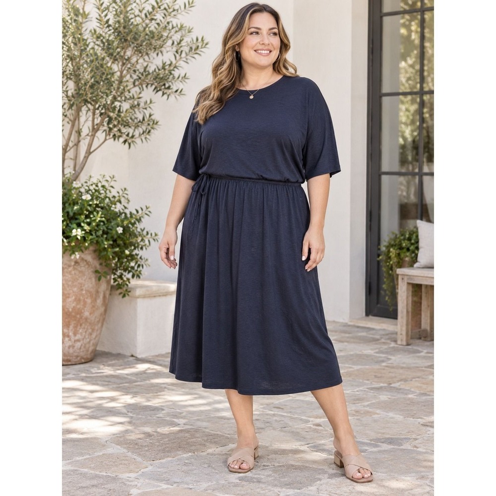 58. Torrid Mini Crew Neck Elastic Waist Dress Deep Black 2 2X